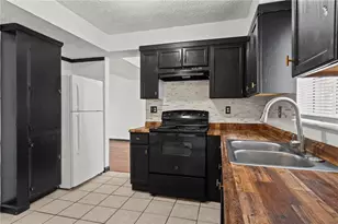 509 Village Square Ct, Stone Mountain, GA 30083 - Photo 11