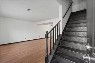 509 Village Square Ct, Stone Mountain, GA 30083 - Photo 3