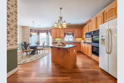 1236 Oakwood Place, Loganville, GA 30052 - Photo 9