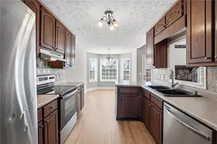 933 Kendall Park Dr, Winder, GA 30680 - Photo 11