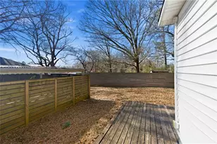 524 Hempstead St, Scottdale, GA 30079 - Photo 15