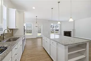 2925 Farmstead Wy, Suwanee, GA 30024 - Photo 3