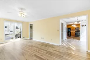 4926 Shallow Ridge Rd NE, Kennesaw, GA 30144 - Photo 7