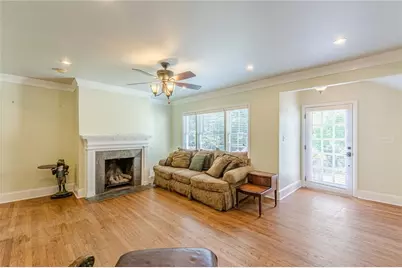 2367 Ridgeway Avenue, Atlanta, GA 30337 - Photo 7