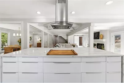 6179 Windsong Way, Smoke Rise, GA 30087 - Photo 17