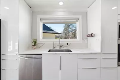 6179 Windsong Way, Smoke Rise, GA 30087 - Photo 17