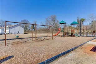 135 Russell Rd, Pendergrass, GA 30567 - Photo 41