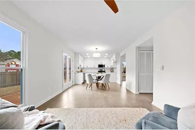 1955 Wynhurst Crossing, Stone Mountain, GA 30088 - Photo 15