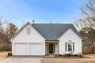 1955 Wynhurst Crossing, Stone Mountain, GA 30088 - Photo 1