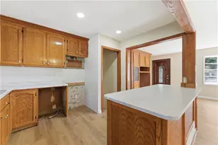 1051 Camellia Dr, Marietta, GA 30062 - Photo 7