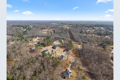 606 Walnut Creek Parkway, Pendergrass, GA 30567 - Photo 27