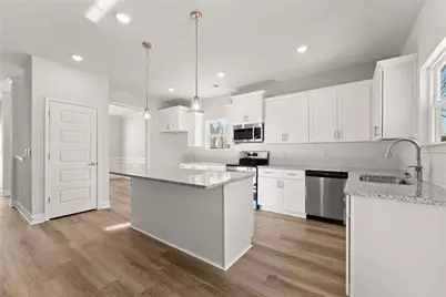 606 Walnut Creek Parkway, Pendergrass, GA 30567 - Photo 9