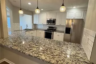 62 Dunwoody Springs Dr, Atlanta, GA 30328 - Photo 11