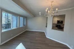 62 Dunwoody Springs Dr, Atlanta, GA 30328 - Photo 5