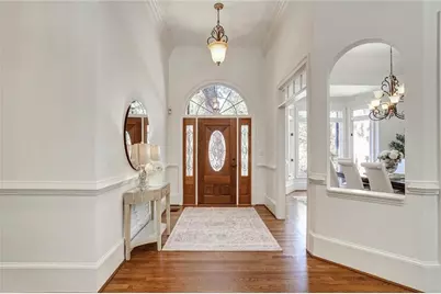 4025 Benell Court SE, Smyrna, GA 30082 - Photo 3