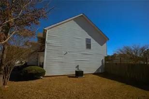 2196 Glen Briar Way, Lithonia, GA 30058 - Photo 17