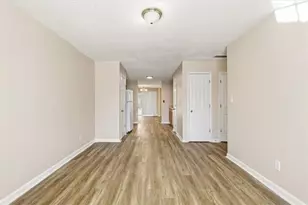 460 Parkway Rd, Union City, GA 30291 - Photo 5