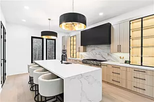 2070 Fontainbleau Dr, Conyers, GA 30094 - Photo 11