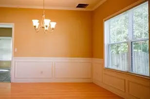 589 Reading Ct, Lawrenceville, GA 30043 - Photo 3