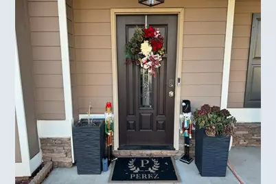 1489 Washington Rose Avenue, Hoschton, GA 30548 - Photo 3