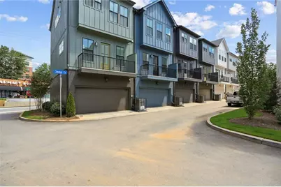 138 Chestnut Circle #6, Atlanta, GA 30342 - Photo 23