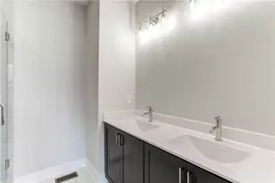 138 Chestnut Cir, Atlanta, GA 30342 - Photo 13