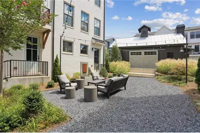 138 Chestnut Circle #6, Atlanta, GA 30342 - Photo 19