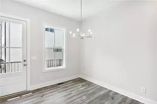 138 Chestnut Cir, Atlanta, GA 30342 - Photo 5