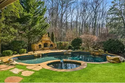 130 Blackland Road NW, Atlanta, GA 30342 - Photo 41