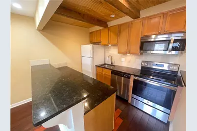 27 Chaumont Square NW, Atlanta, GA 30327 - Photo 9