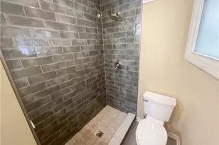 27 Chaumont Square NW, Atlanta, GA 30327 - Photo 17