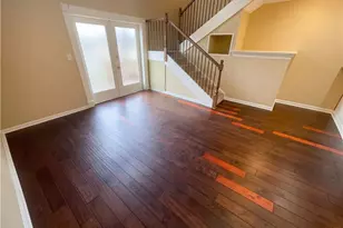 27 Chaumont Square NW, Atlanta, GA 30327 - Photo 5