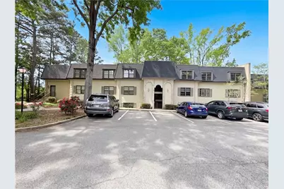 27 Chaumont Square NW, Atlanta, GA 30327 - Photo 3