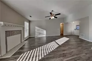 645 Paris Dr, Lawrenceville, GA 30043 - Photo 3