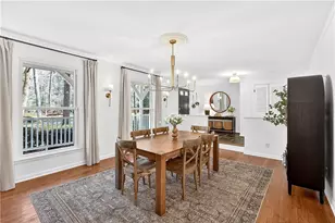 7290 Hunters Branch Dr, Sandy Springs, GA 30328 - Photo 5