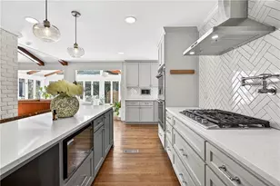 7290 Hunters Branch Dr, Sandy Springs, GA 30328 - Photo 15