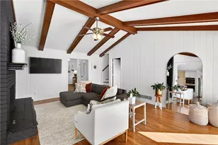 7290 Hunters Branch Dr, Sandy Springs, GA 30328 - Photo 21