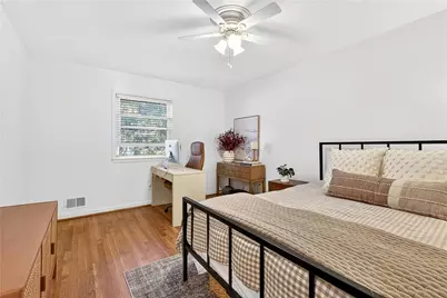 7290 Hunters Branch Drive, Sandy Springs, GA 30328 - Photo 47