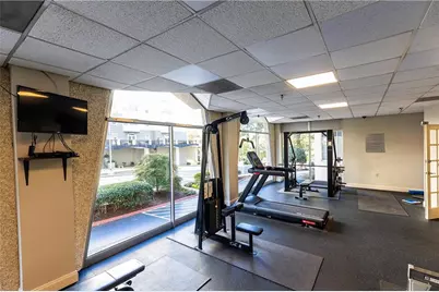 2479 Peachtree Road NE #1010, Atlanta, GA 30305 - Photo 23