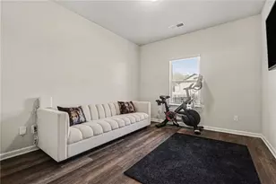 5676 Wyncreek Cir, Atlanta, GA 30331 - Photo 15