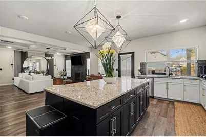 5676 Wyncreek Circle, Atlanta, GA 30331 - Photo 13