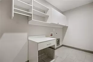 645 Wynnewood Ct SW, Powder Springs, GA 30127 - Photo 31