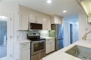 45 St Claire Ln NE, Atlanta, GA 30324 - Photo 25