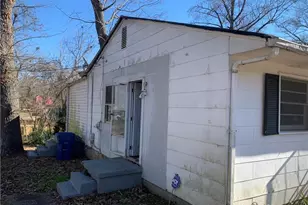 1762 Hadlock St SW, Atlanta, GA 30311 - Photo 3