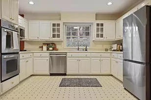 1648 Council Bluff Dr, Atlanta, GA 30345 - Photo 15