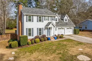 1833 Easter Cody Ct, Grayson, GA 30017 - Photo 5