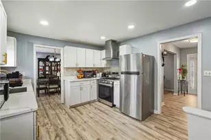 3875 Wisteria Ln, Atlanta, GA 30331 - Photo 9