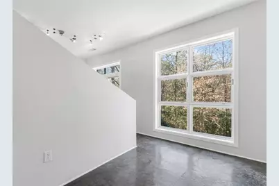 560 Dutch Valley Road NE #2210, Atlanta, GA 30324 - Photo 13