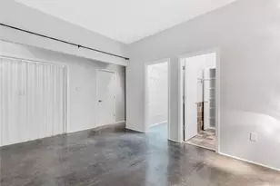 560 Dutch Valley Rd NE, Atlanta, GA 30324 - Photo 17