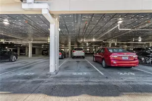 560 Dutch Valley Rd NE, Atlanta, GA 30324 - Photo 23